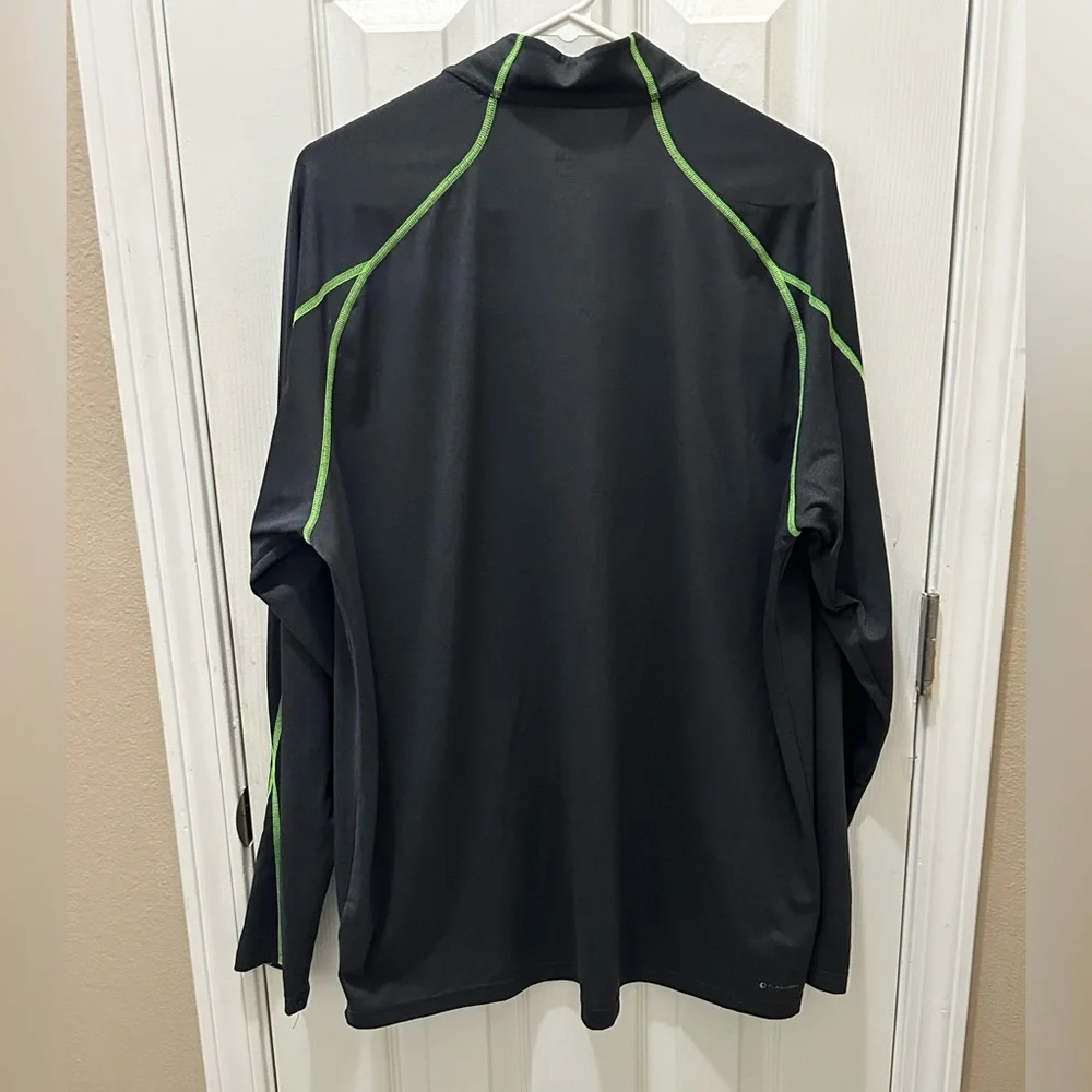 The North Face athletic shirt FlashDry size XL gray long sleeve